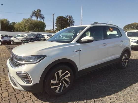 VOLKSWAGEN T-CROSS 1.4 250 TSI TOTAL FLEX HIGHLINE AUTOMÁTICO
